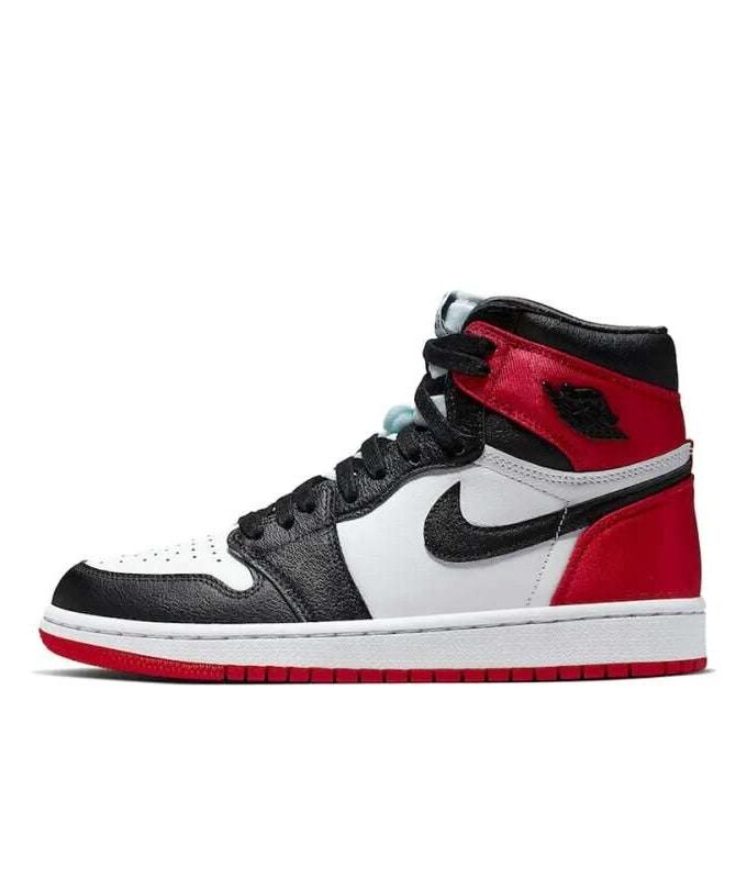 Air Jordan 1 Retro High OG Black Toe