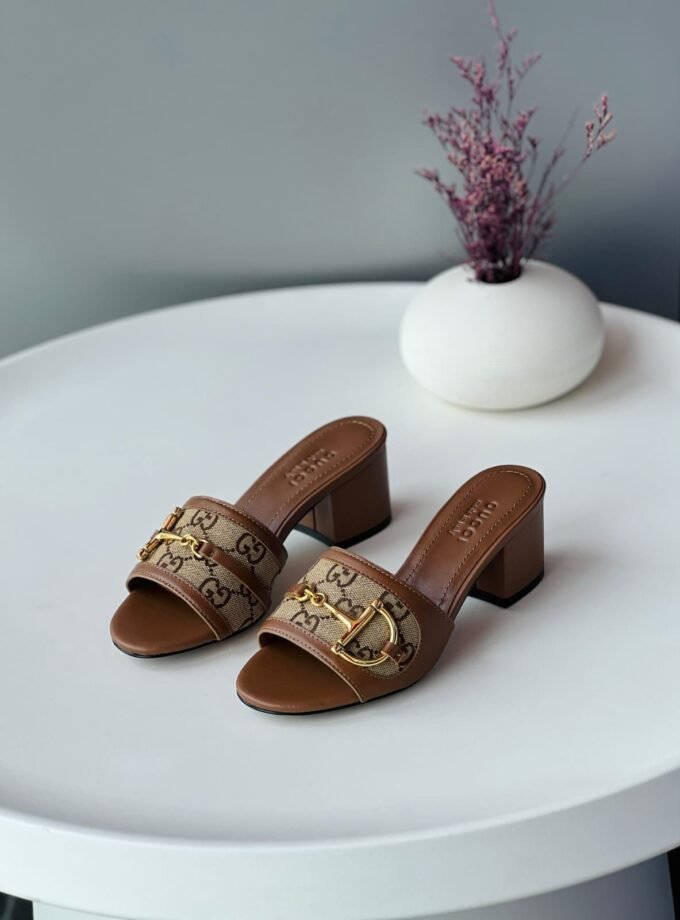 Gucci Horse Block Heel in Brown