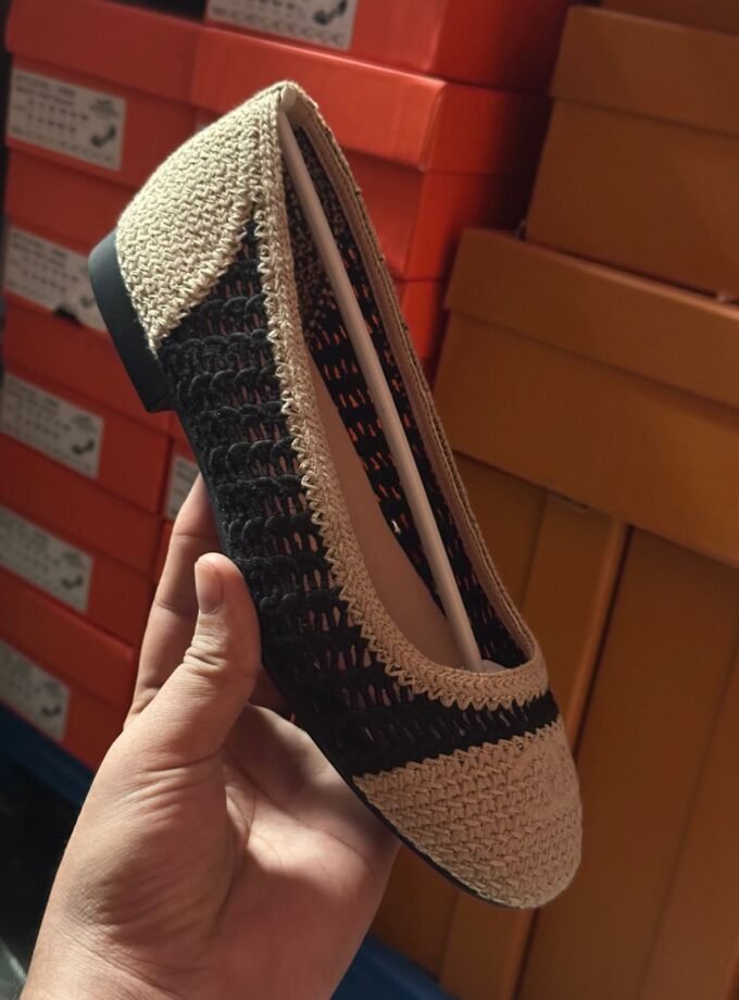 CHANEL 25P CC RAFFIA BALLET SHOES BLACK BEIGE