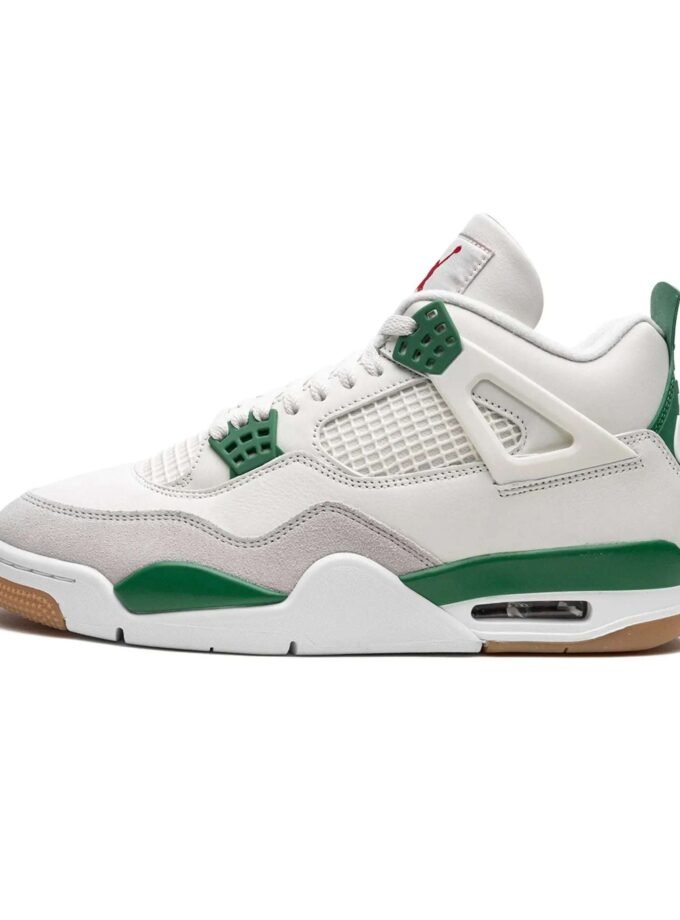 Air Jordan 4 Retro Pine Green