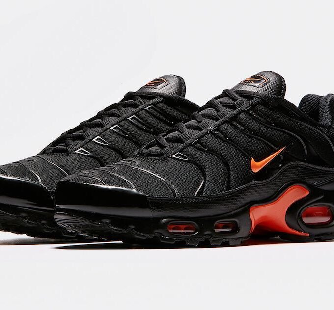 Nike Air Max Plus TN SE in a black and total orange
